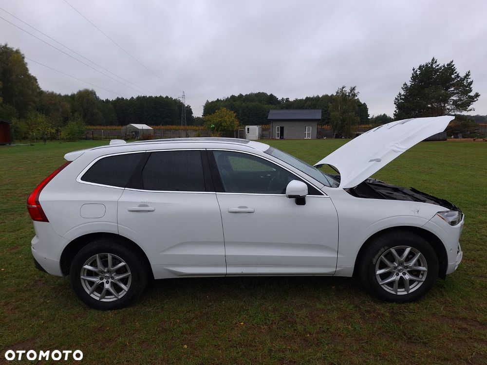 Volvo Xc60 2019 photo 2