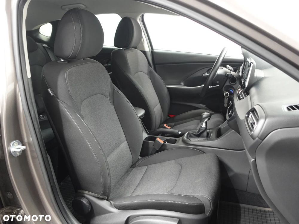 Hyundai i30 - 25
