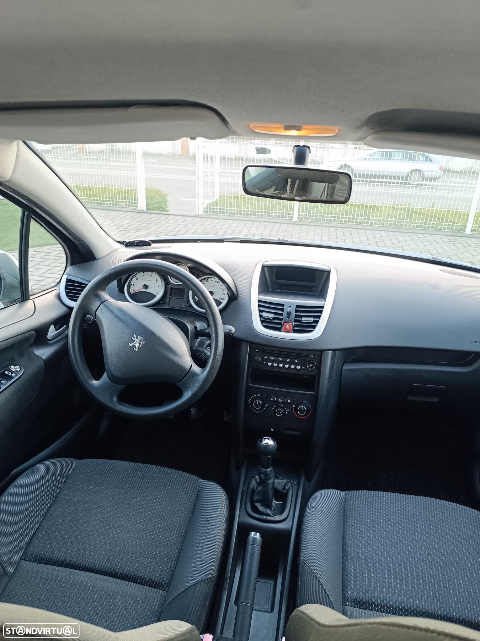 Peugeot 207 1.4 16V Sport - 6