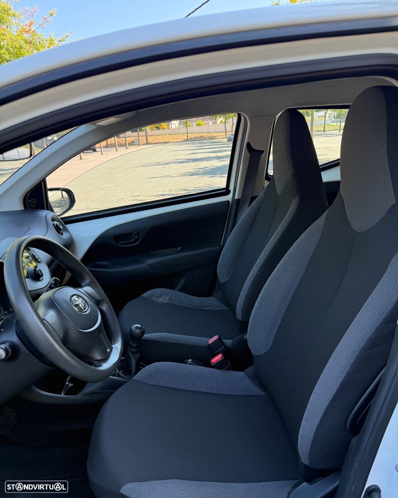 Toyota Aygo 1.0 - 5