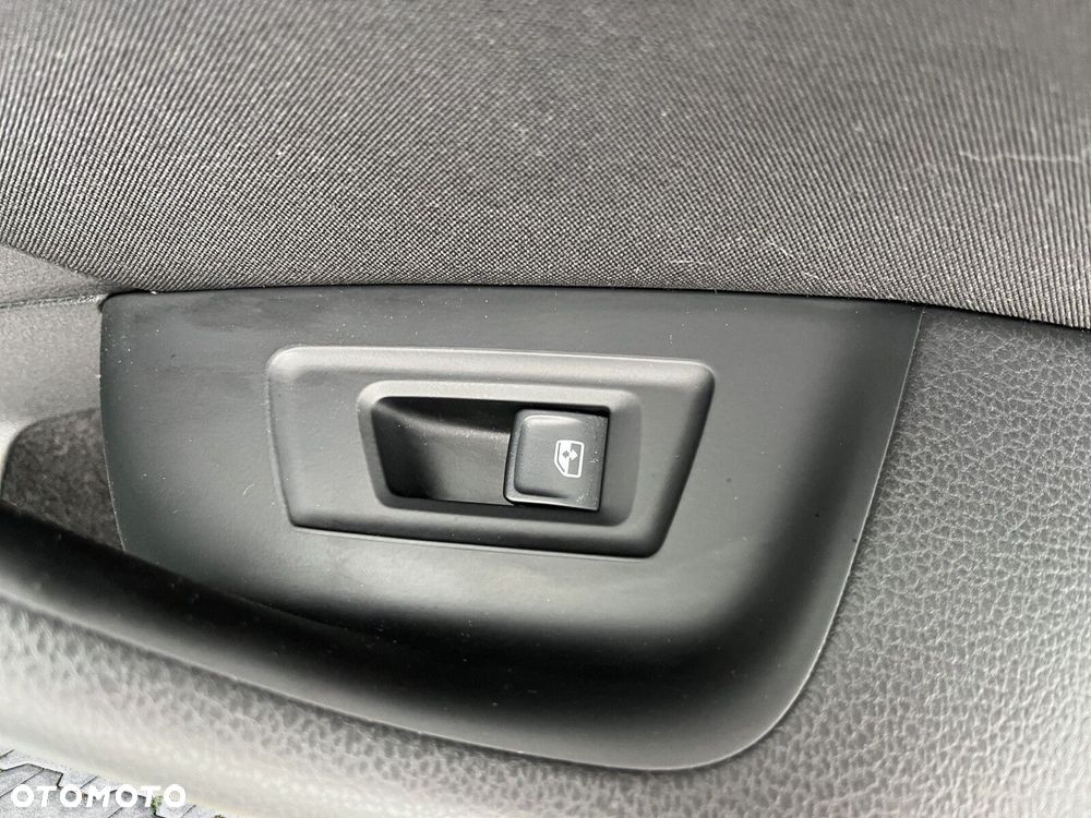 Volkswagen Passat - 19