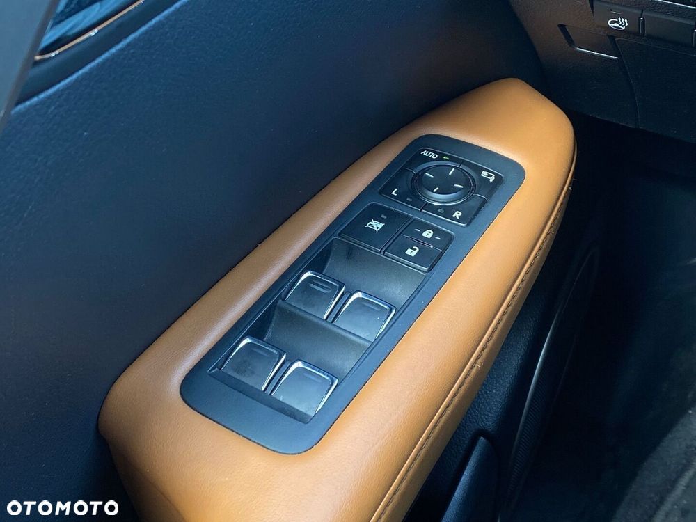 Lexus RX 300 Business Edition + - 31