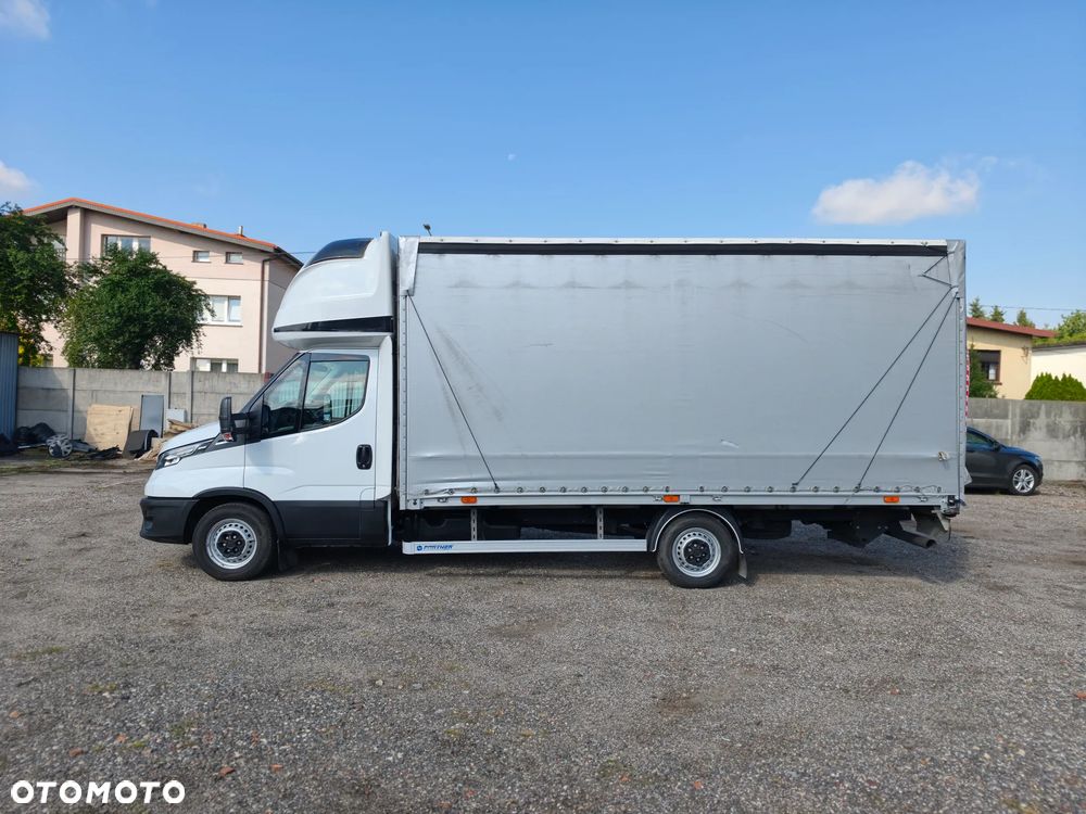 Iveco DAILY FIRANA 10EP WINDA DHOLLANDIA PLANDEKA 3.0 180KM HIMATIC AUTOMAT NAWIGACJA RADAR ASYSTENT PASA SERWIS ASO BEZWYPADKOWY ZADBANY 2024 FV23% KLIMA WEBASTO 35S18 - 12