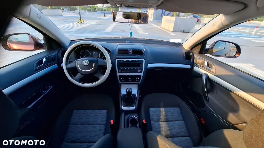 Skoda Octavia 1.4 TSI Ambiente - 5
