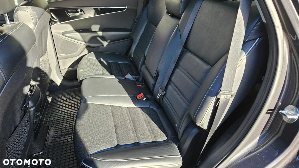 Kia Sorento 2.2 CRDI GT Line - 28