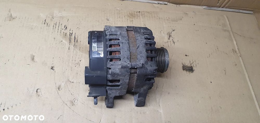Alternator prądnica Kia Sportage III 2.0 CRDI 37300-2F100 - 1