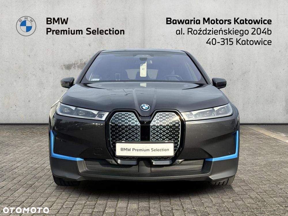 BMW iX - 5