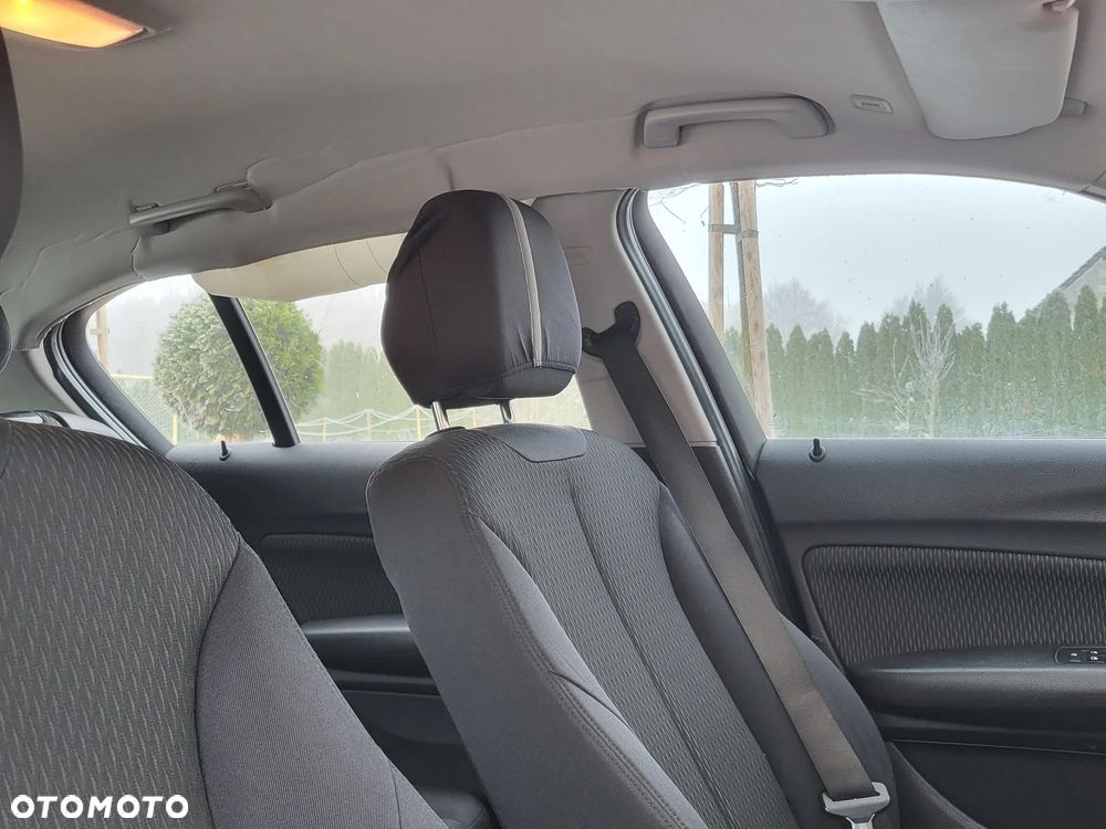 BMW Seria 1 116i Sport Line - 8