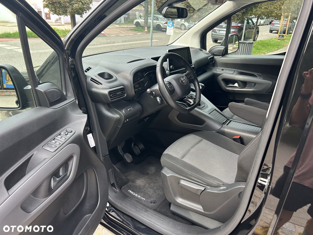 Toyota Proace City Verso 1.5 D-4D Family - 3