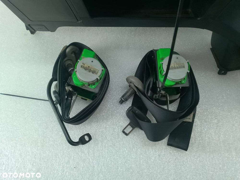 DESKA ROZDZIELCZA,KONSOLA PODUSZKI SENSOR PASY TOYOTA YARIS II ( 06-11 ) - 11