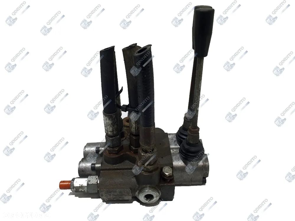 ROZDZIELACZ HYDRAULICZNY 40L 2-SEKCIJNY 02P40 A1A1 GKZ1 BADESTNOST - 1