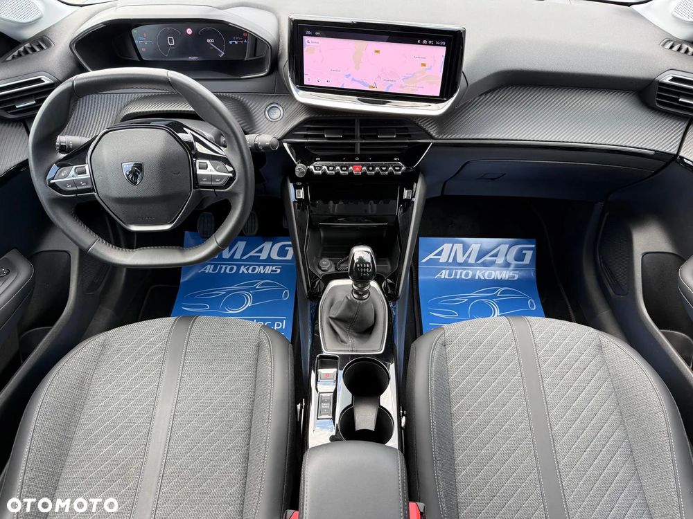 Peugeot 208 PureTech 100 Allure - 22