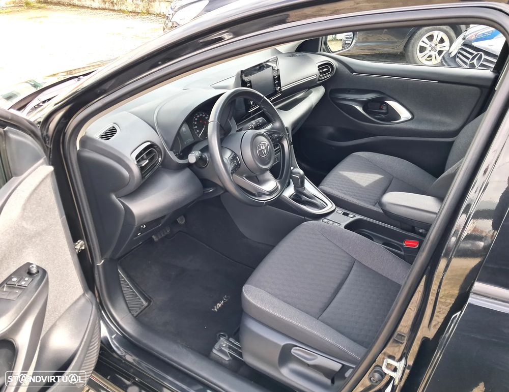Toyota Yaris 1.5 HDF Comfort Plus - 10