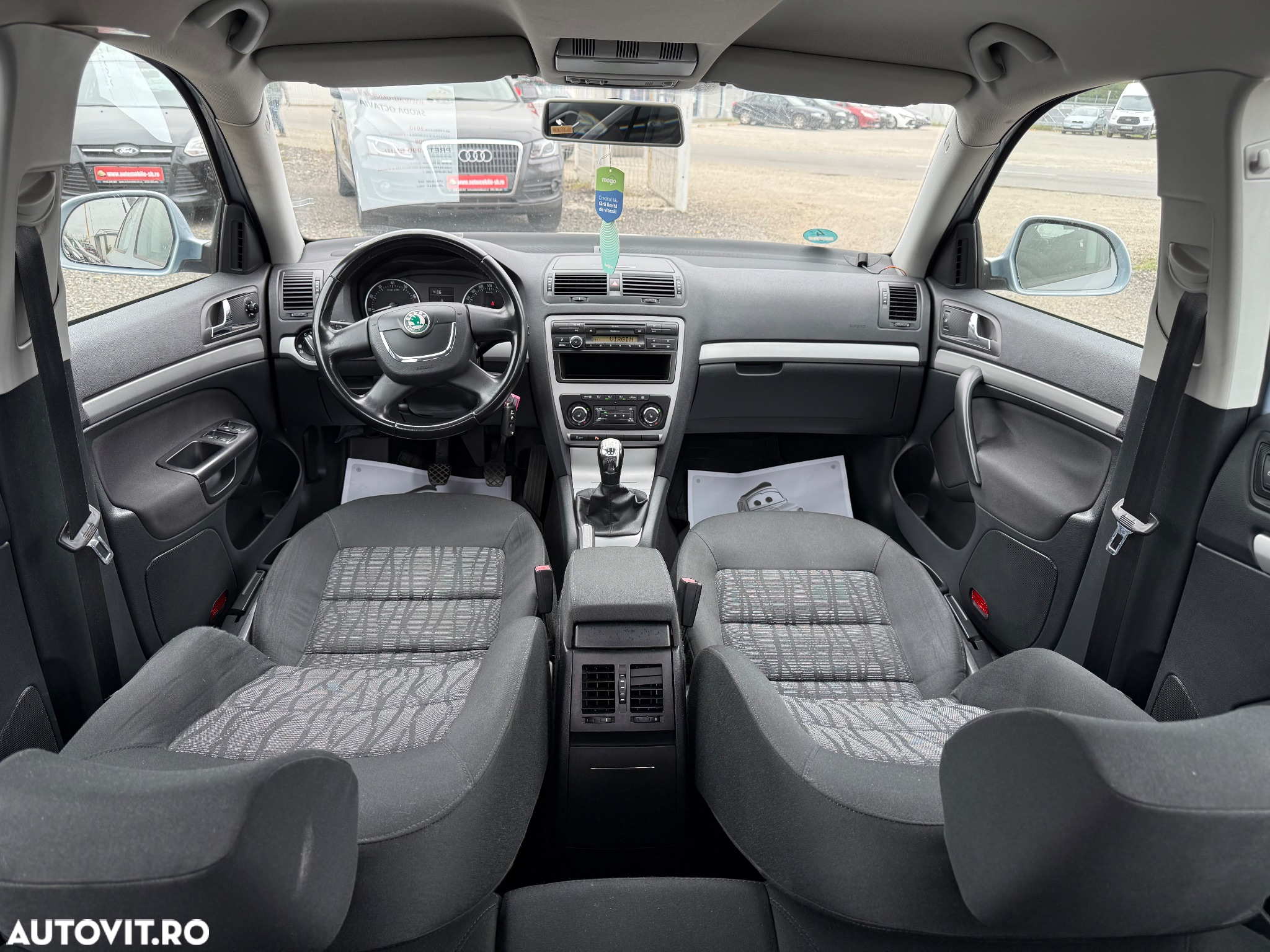 Skoda Octavia 1.8 TSI Business - 8