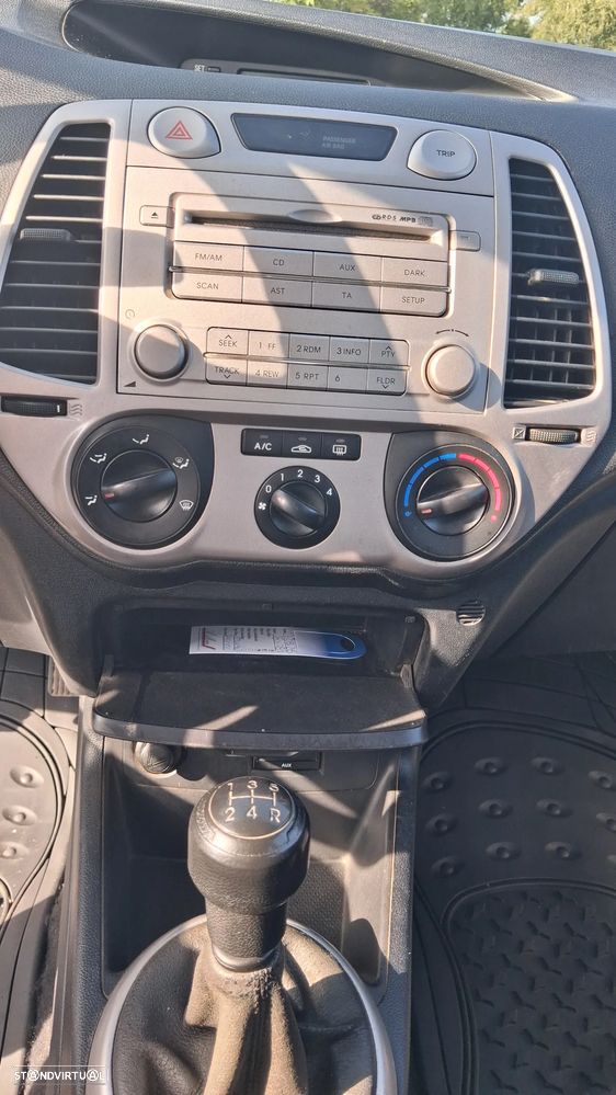 Hyundai i20 1.2 Classic - 28