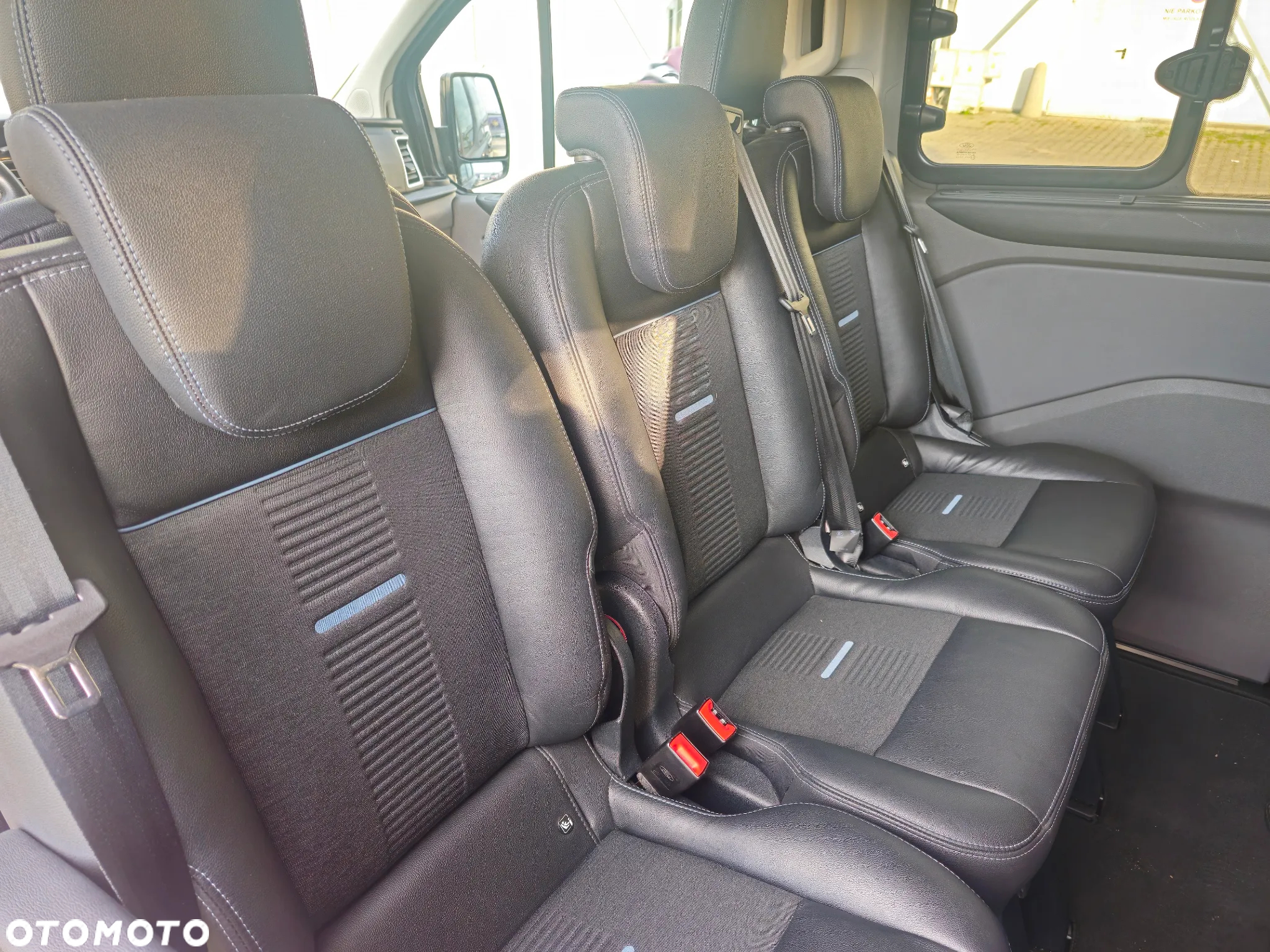 Ford Tourneo Custom 2.0 EcoBlue L2 Active SelectShift - 28