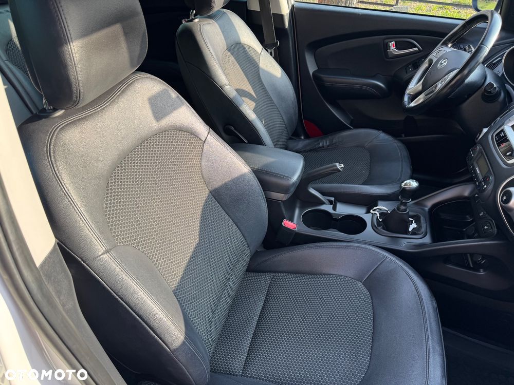 Hyundai ix35 - 11