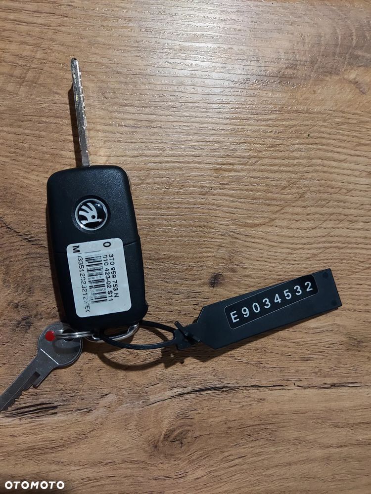 Skoda Superb 2.0 TSI L&K DSG - 13
