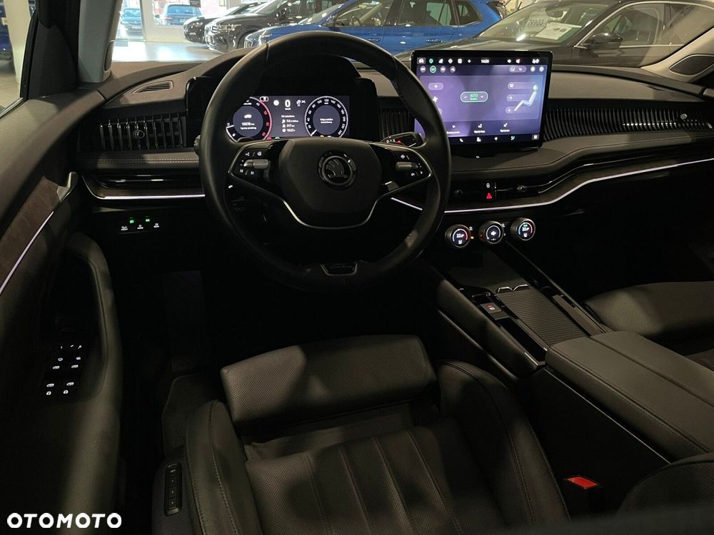 Skoda Superb 2.0 TDI SCR L&K DSG - 11