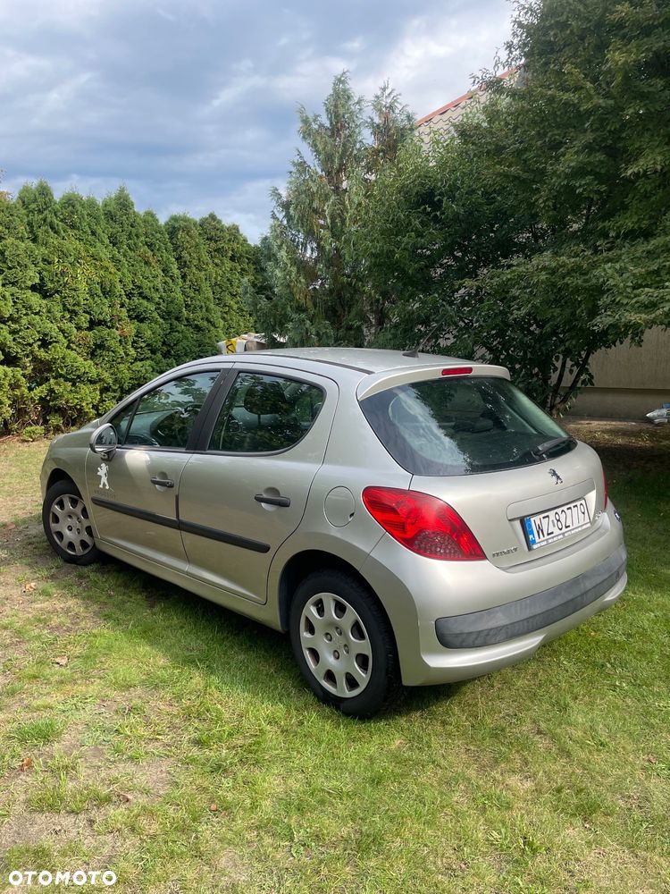 Peugeot 207 1.4 Presence - 5
