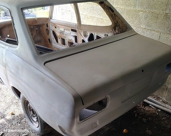 Datsun 1200 - 6