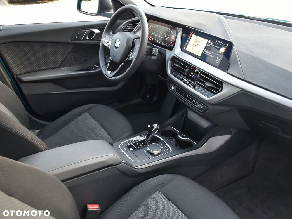 BMW Seria 1 118i Advantage - 28