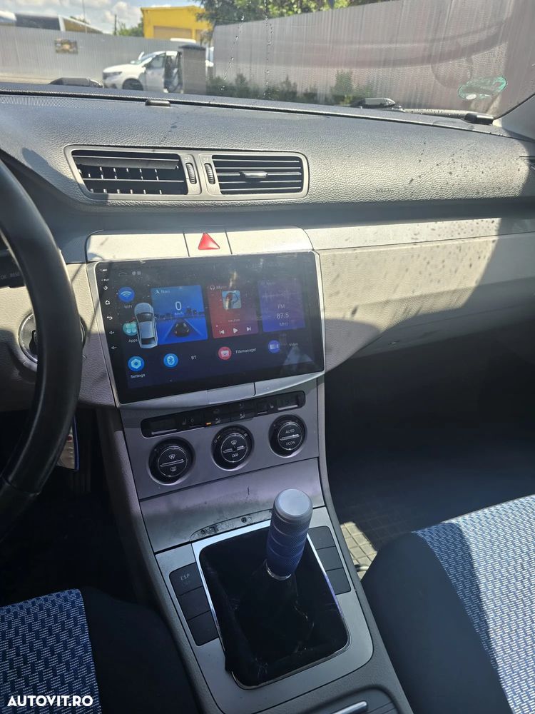 Volkswagen Passat 2.0 TDI DPF Comfortline - 8