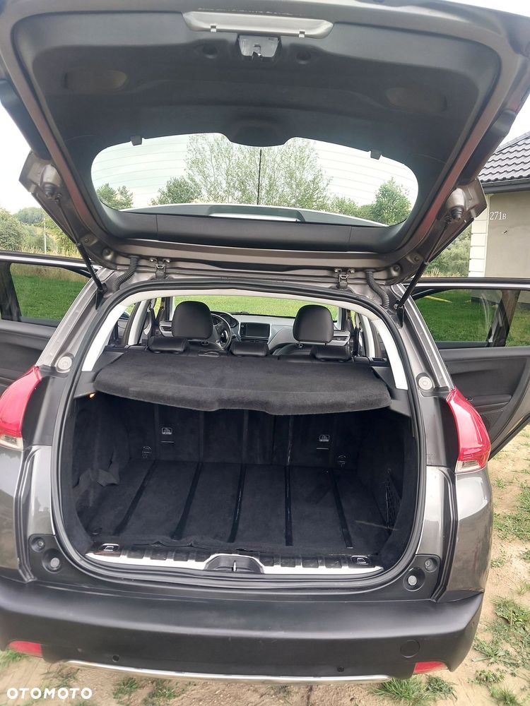 Peugeot 2008 82 e-VTI ETG5 Allure - 20