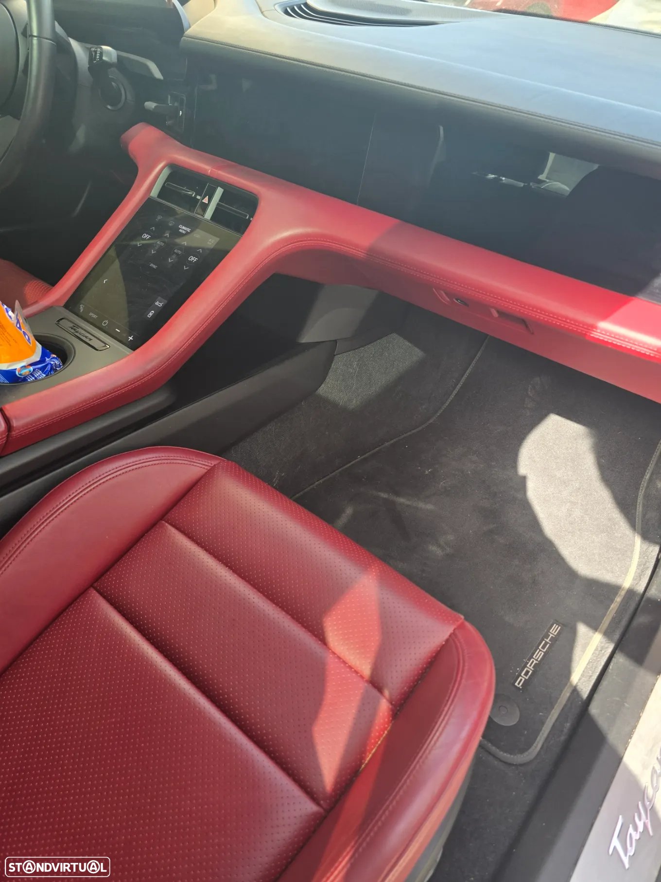 Porsche Taycan 4S - 31