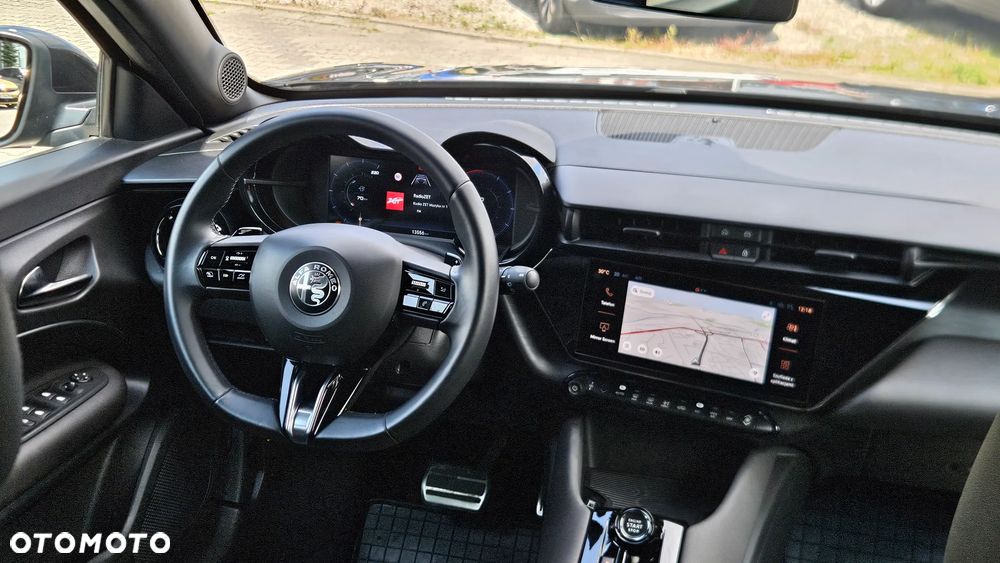 Alfa Romeo Junior 1.2 mHEV Ibrida Speciale eDCT - 13