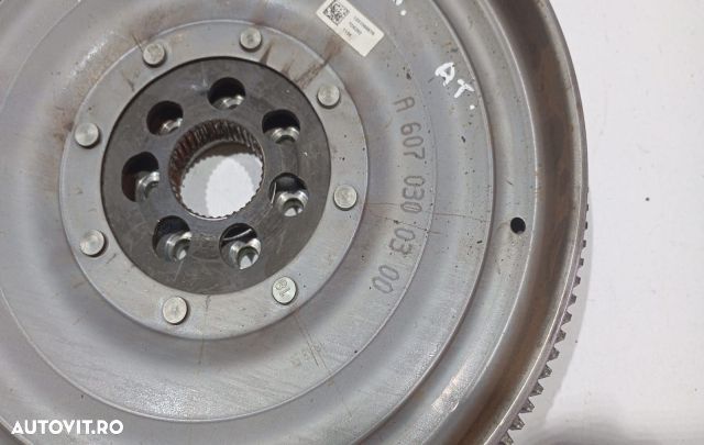 Volanta cutie automata 1.5CDI A6070300300 Mercedes-Benz B-Class W246 - 2