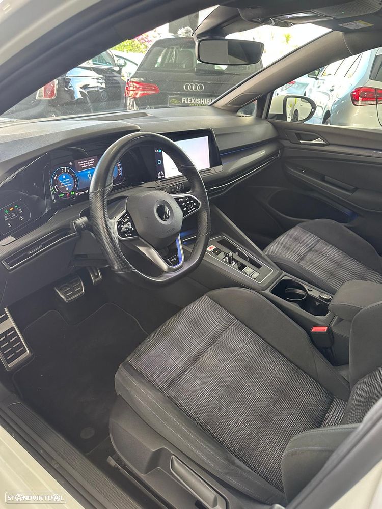 VW Golf 1.4 GTE Plug-In-Hybrid DSG - 11