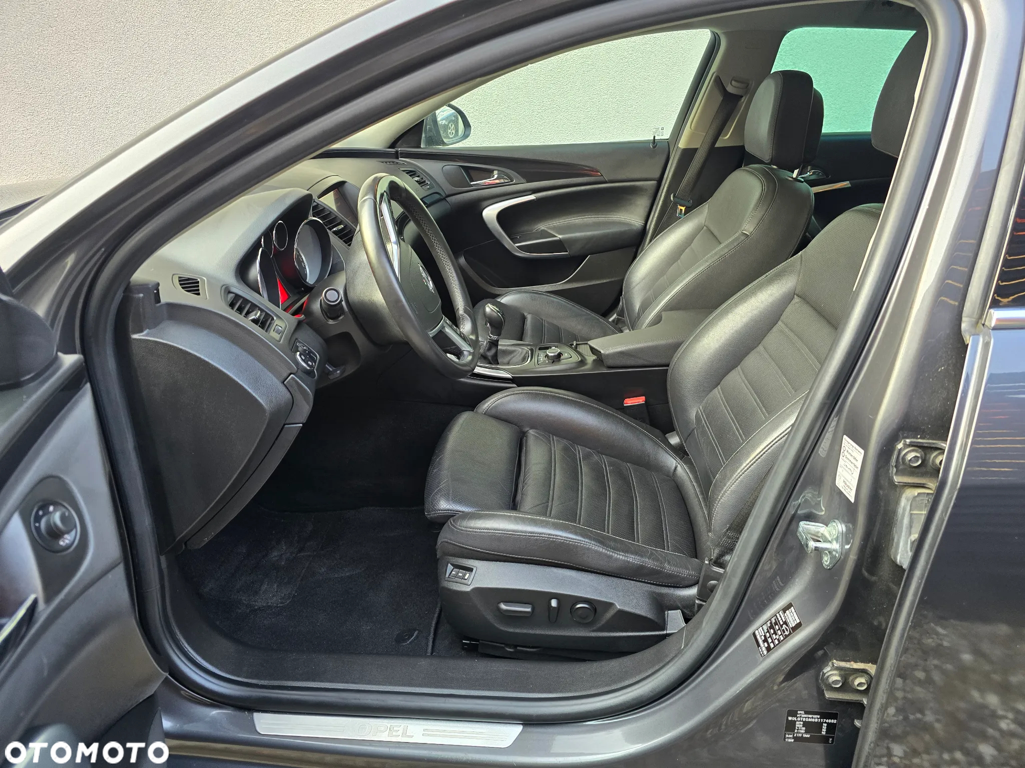 Opel Insignia 2.0 CDTI Cosmo - 17
