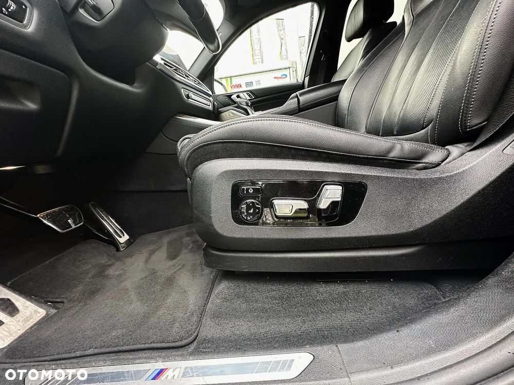 BMW X5 xDrive40i - 22