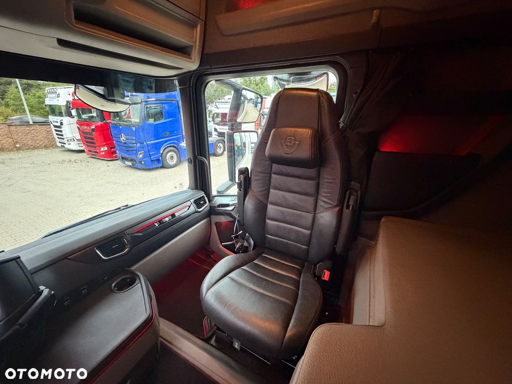 Scania R650 bez EGR SCANIA 6x4 66ton DMC pełna opcje - 36