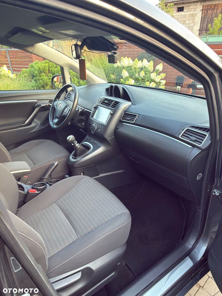 Toyota Verso 1.6 - 11