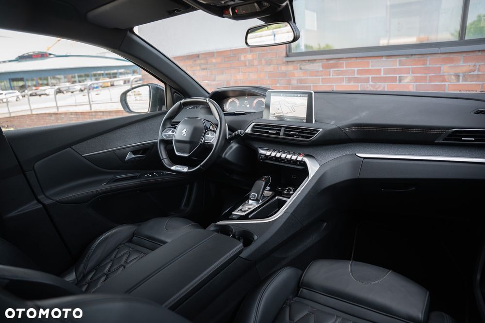Peugeot 5008 BlueHDI 180 EAT8 GT Pack - 23