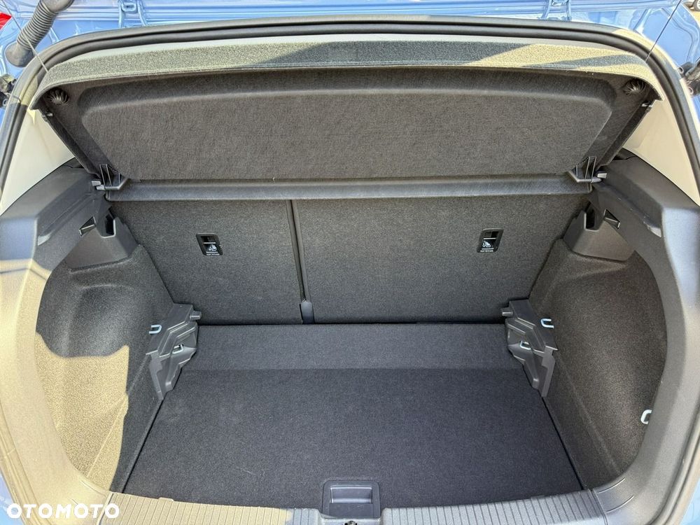 Volkswagen T-Cross 1.0 TSI Life DSG - 41