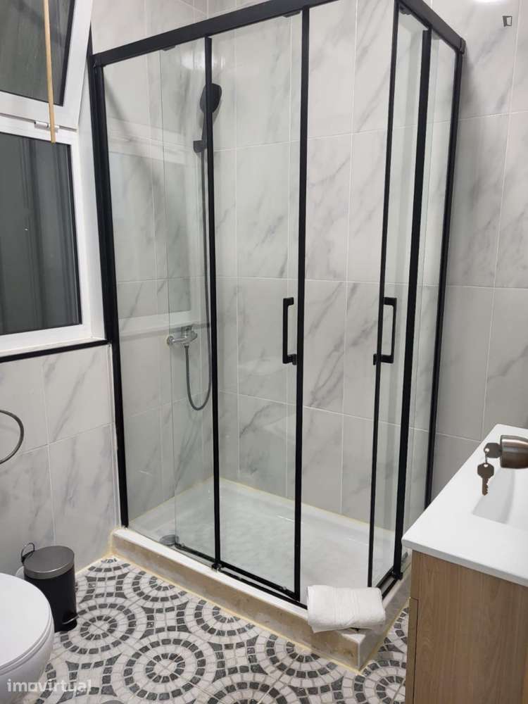 Apartamento com 5 quartos - localizado em Intendente Lisbon - Grande imagem: 5/60