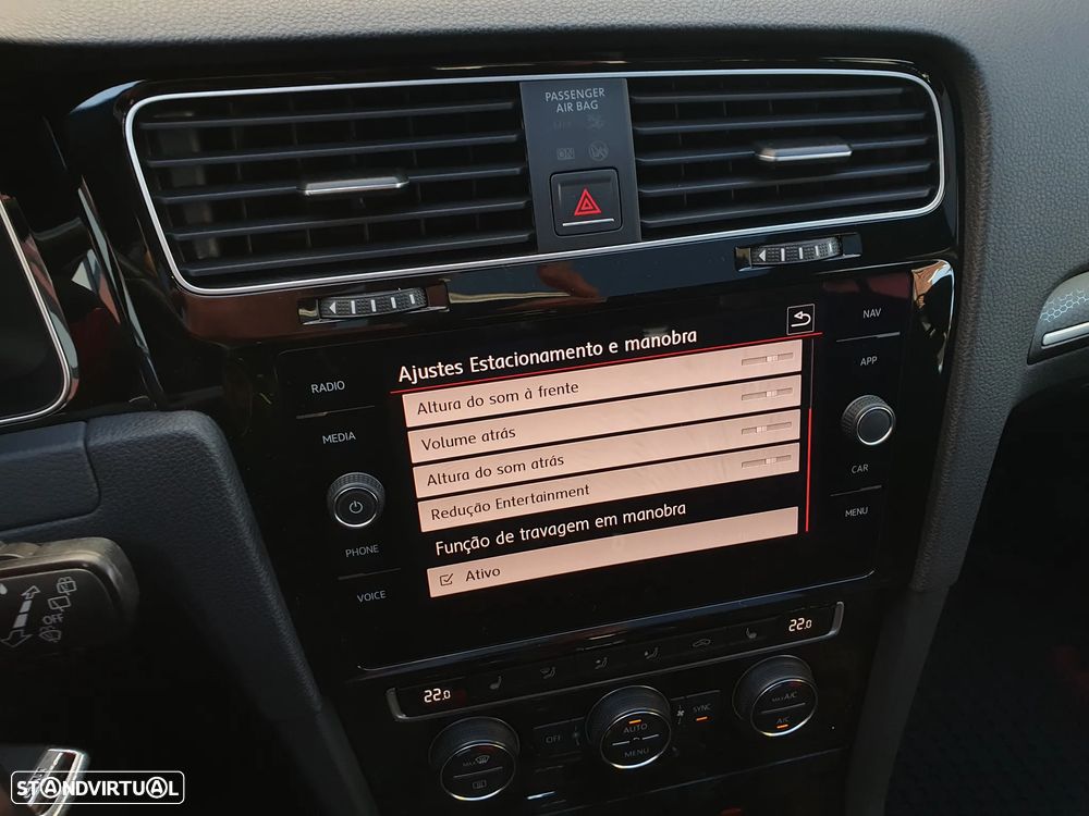 VW Golf GTI 2.0 TSI OPF DSG Performance - 26