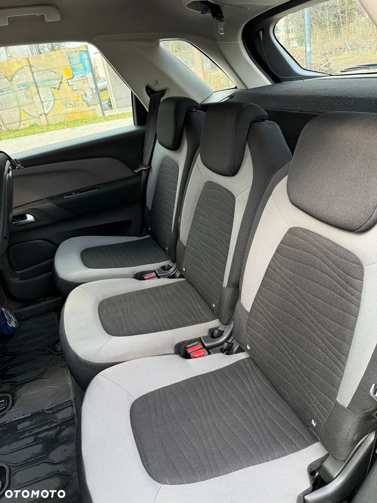 Citroën C4 Picasso e-HDi 115 Intensive - 11