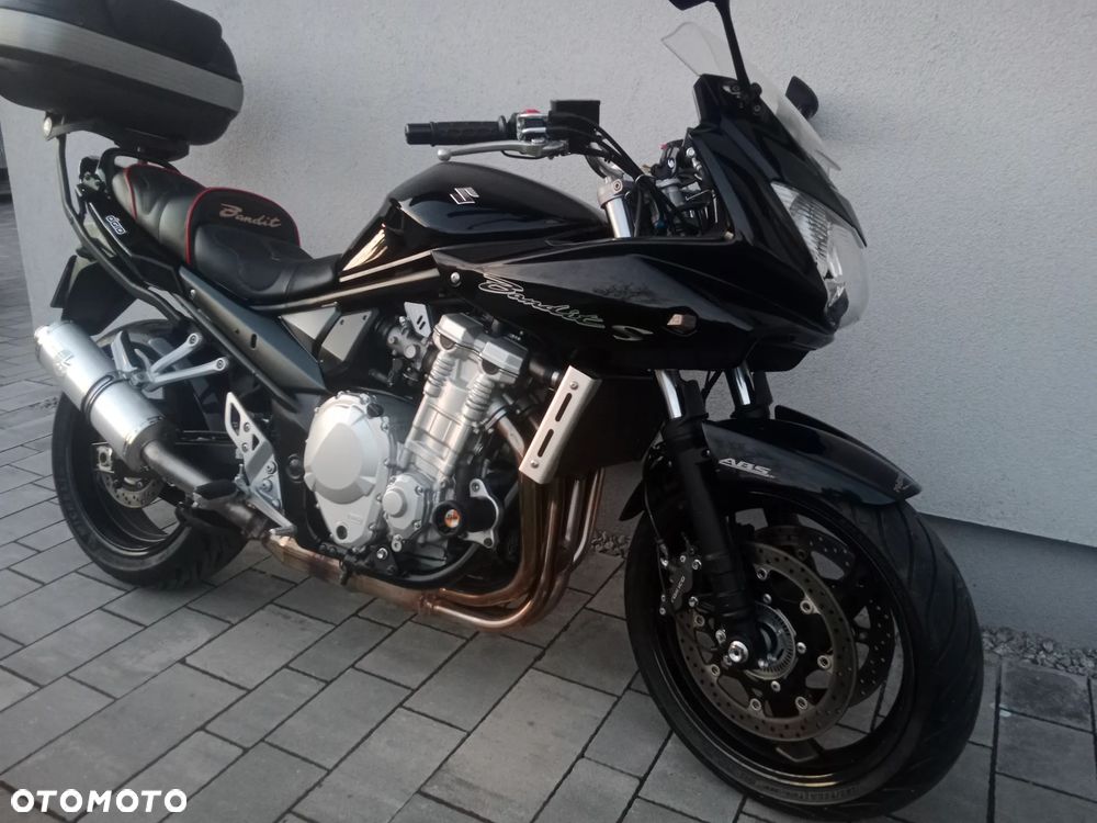 Suzuki Bandit - 1