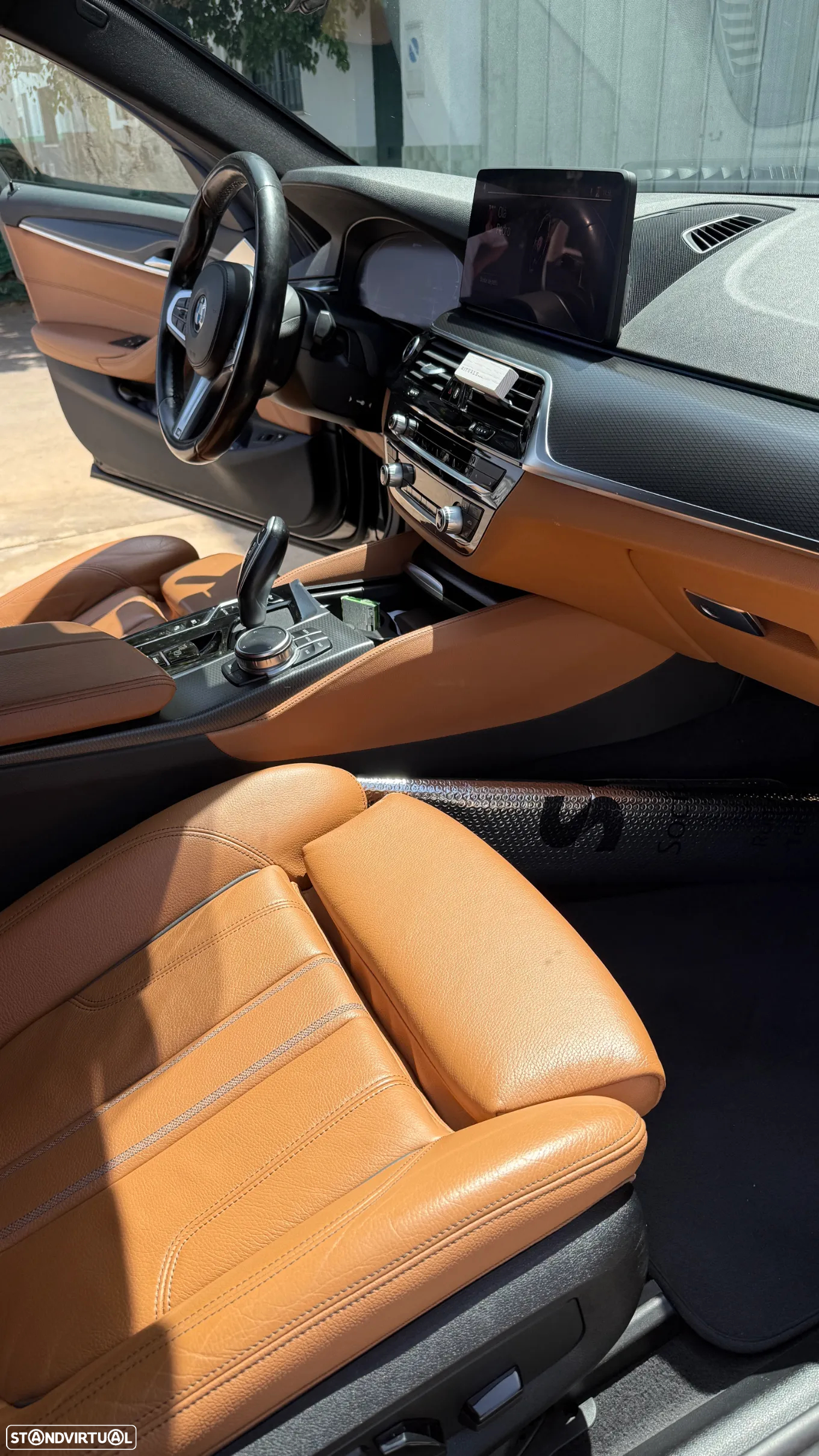 BMW 530 e Pack Desportivo M - 11