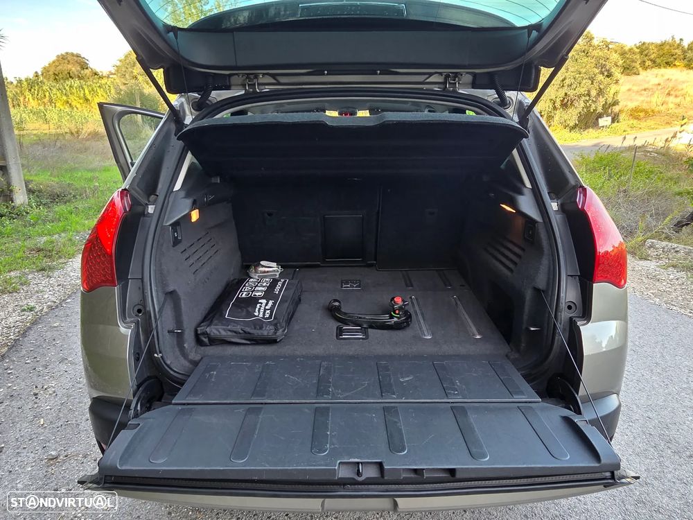 Peugeot 3008 2.0 HDi Hybrid4 - 6