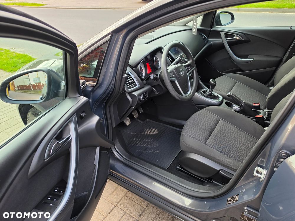 Opel Astra - 8