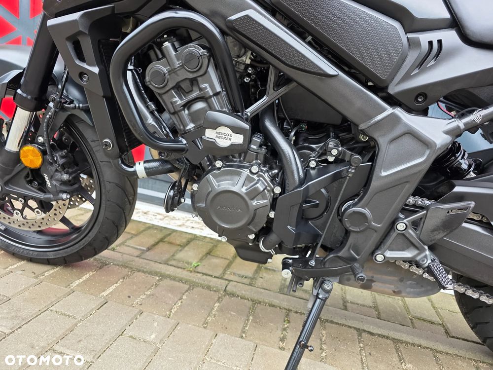 Honda CB - 11
