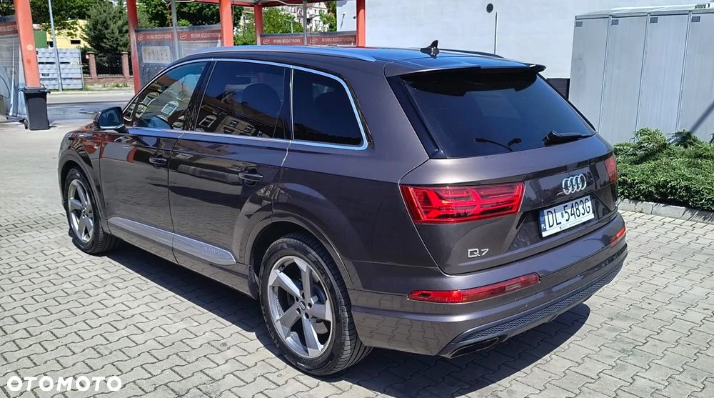 Audi Q7 - 5