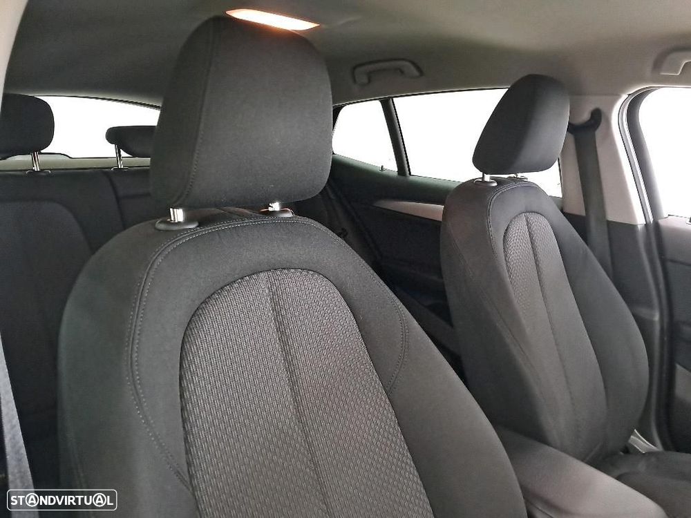 BMW X2 16 d sDrive Auto - 6
