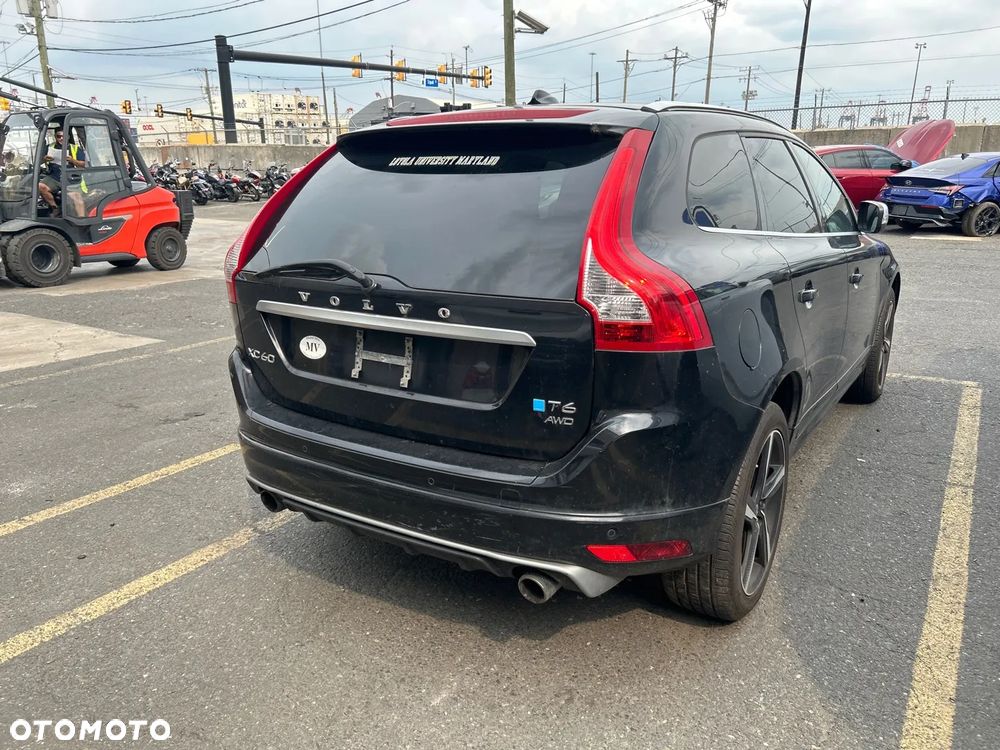 Volvo XC 60 T6 AWD RDesign - 15