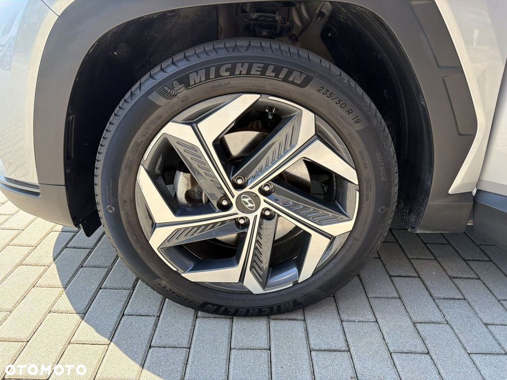 Hyundai Tucson 1.6 T-GDi HEV Platinum 2WD - 19